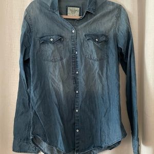 Abercrombie & Fitch Denim Button-up Shirt